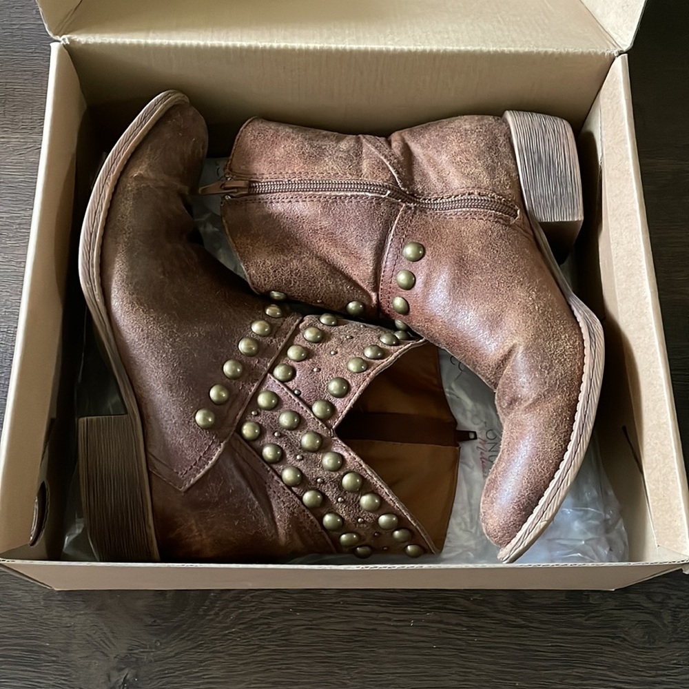 Coconuts by Matisse booties